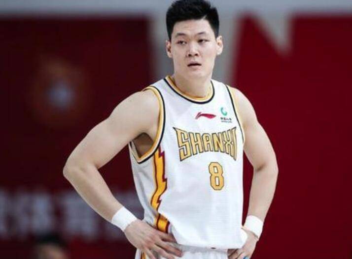 ESPN：上海海港已得知奥斯卡心脏问题，愿意为其提供治疗帮助